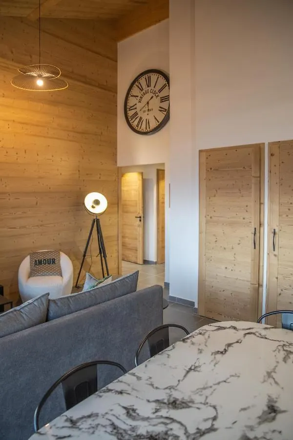 Apartment Alpe D'Huez Houses - Chez Ernest - Gentianes - Magnifique 1 Chambre Cabine