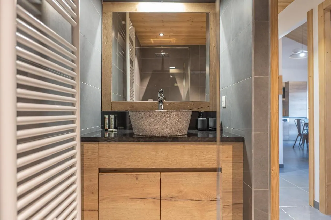 Alpe D'Huez Houses - Chez Ernest - Gentianes - Magnifique 1 Chambre Cabine 0*, Alpe d'Huez