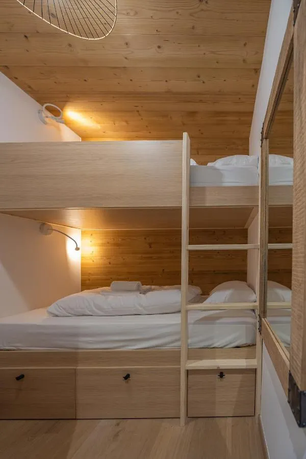 Alpe D'Huez Houses - Chez Ernest - Gentianes - Magnifique 1 Chambre Cabine
