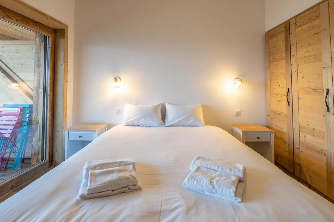 Apartment Alpe D'Huez Houses - Chez Ernest - Gentianes - Magnifique 1 Chambre Cabine